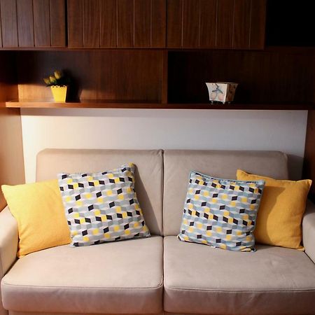 Carina Apartment Беладжо Екстериор снимка